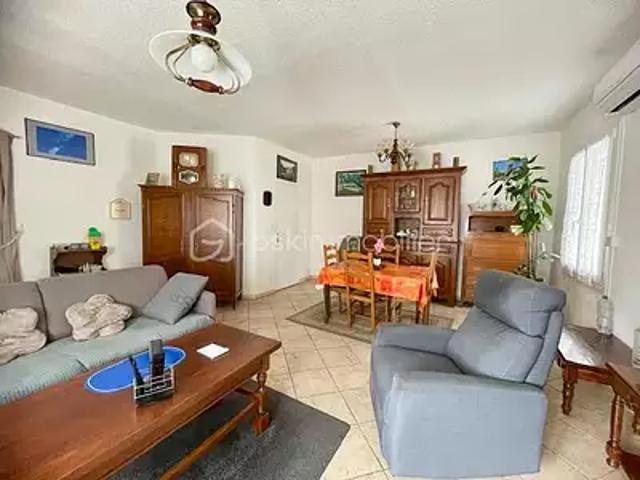 Maison vente à Nîmes, Le Cailar