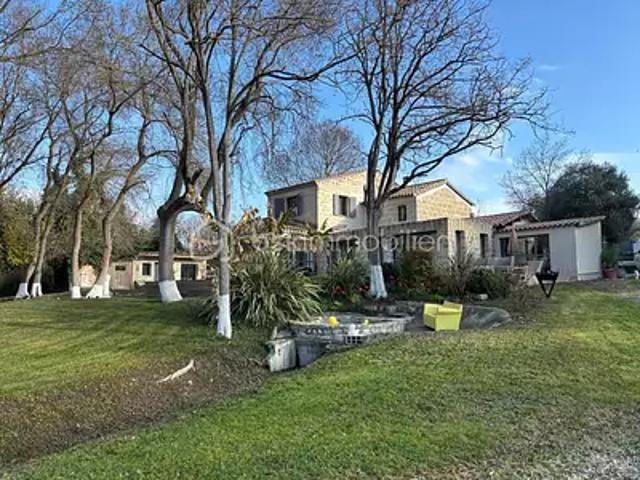 Maison vente à Nîmes, Le Cailar