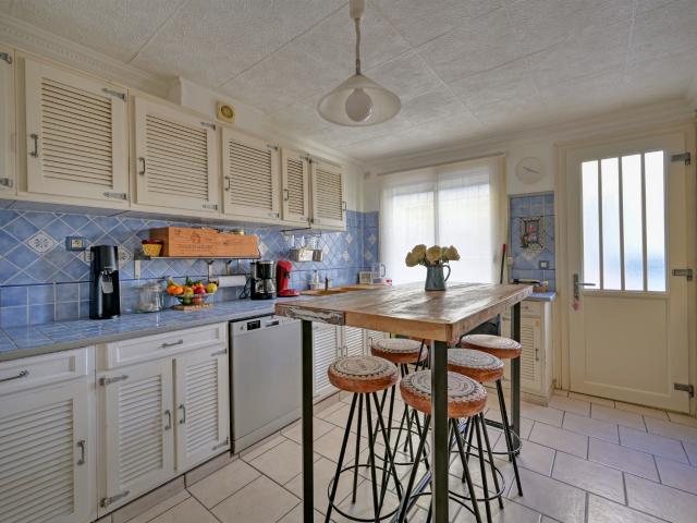 Maison vente à Nîmes, Le Cailar