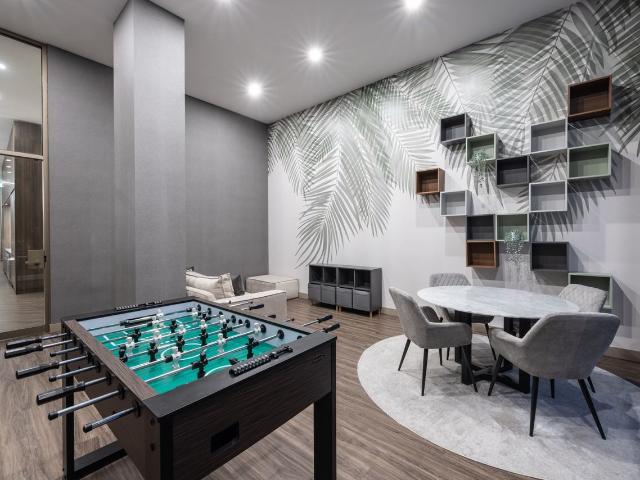Apartment for rent in Mont-royal, Quebec