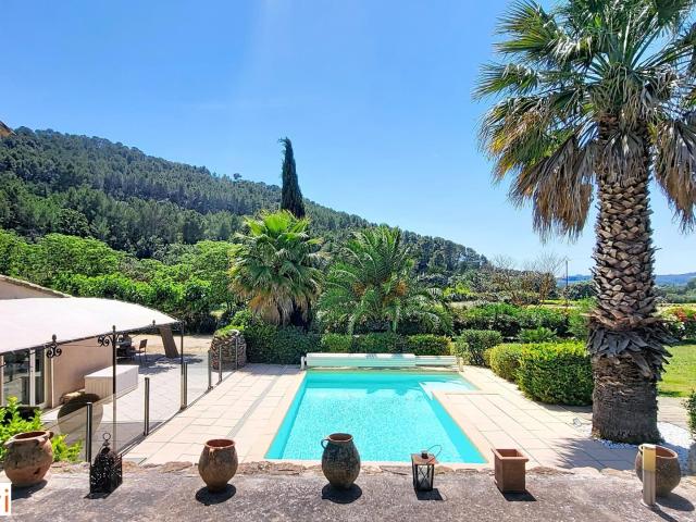 Maison vente à Arrondissement de Toulon, Le Castellet