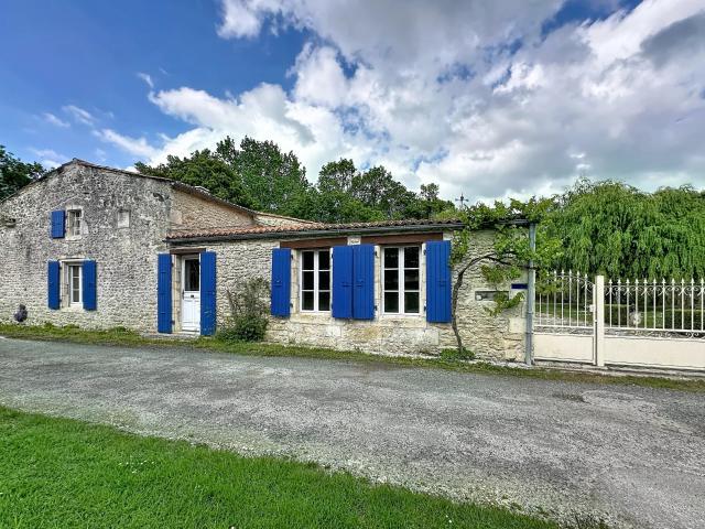 Maison vente à Rochefort, Port-des-barques