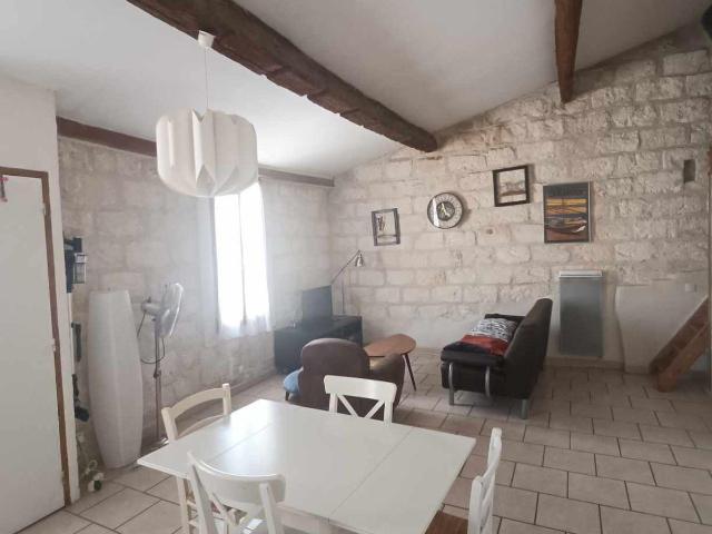 Appartement location à Nîmes, Aigues-mortes