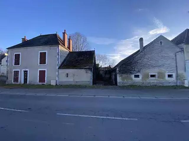 Maison vente à Saint-Amand-Montrond, Le Châtelet