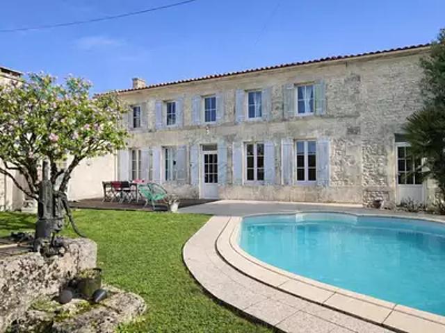 Maison vente à Saintes, Le Chay