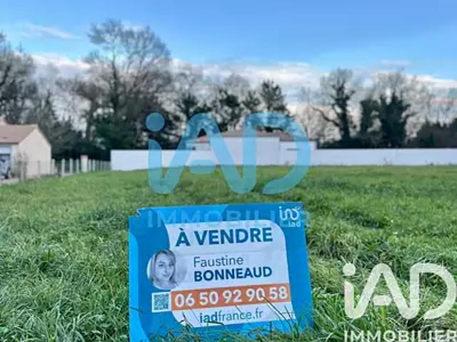 Terrain vente à Saintes, Le Chay