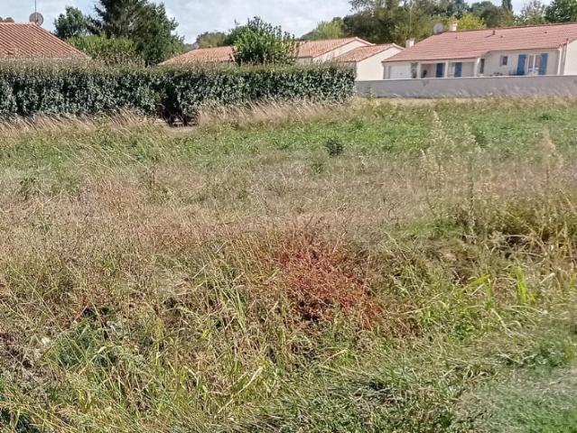 Terrain vente à France métropolitaine, Le Chay