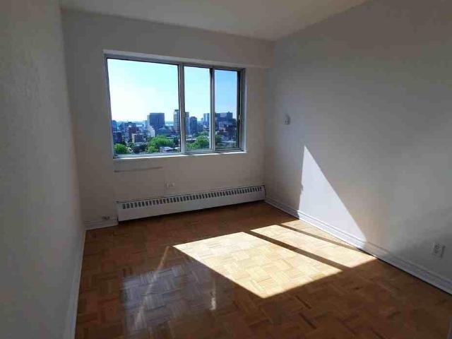 Apartment for rent in St. Leonard's, Quebec