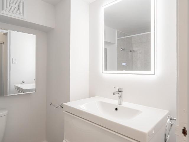 Apartment for rent in St. Leonard's, Quebec