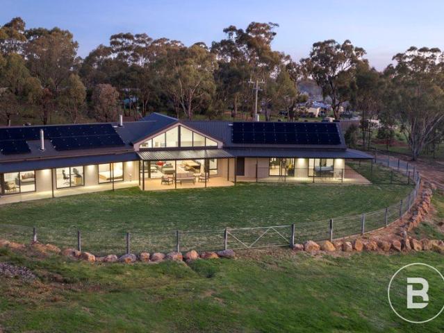 Cottage for sale in Heathcote, Victoria