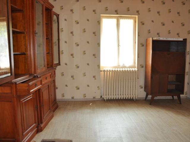 Maison vente à Vichy, Le Donjon