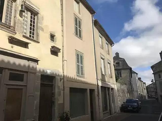 Maison vente à Bellac, Le Dorat