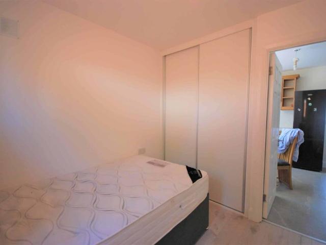 Apartment to rent in Bluebell, North Tipperary