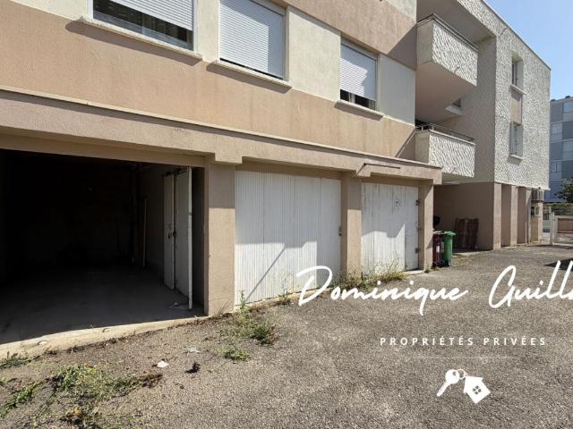 Garage vente à Nîmes, Le Grau-du-roi