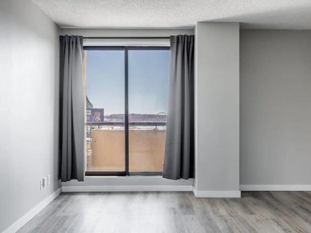 Apartment for rent in Ville-Marie, Montréal