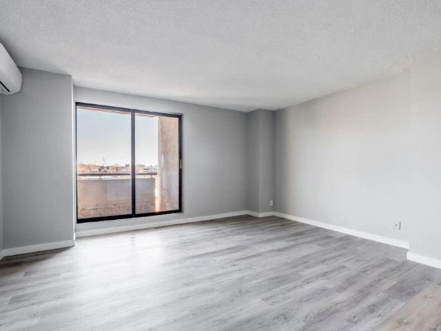 Apartment for rent in Ville-Marie, Montréal