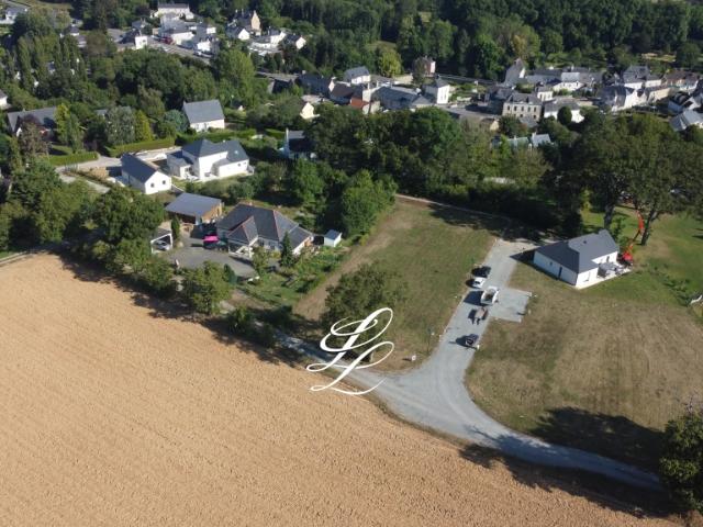 Terrain vente à Laval, Forcé