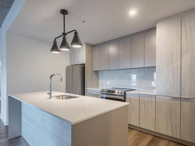 House for rent in Laval