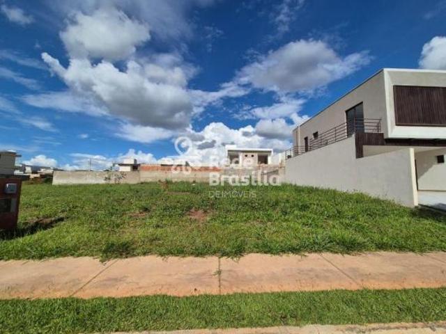 Terreno venda em Santa Maria, Região Geográfica Intermediária do Distrito Federal