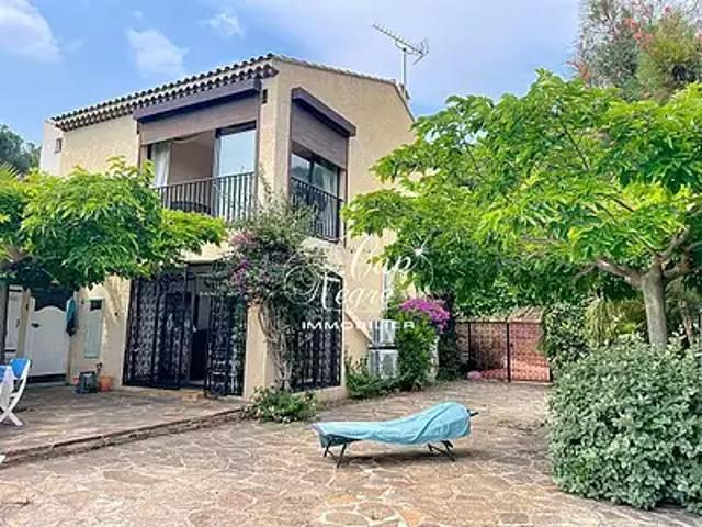 Maison vente à Arrondissement de Toulon, Le Lavandou