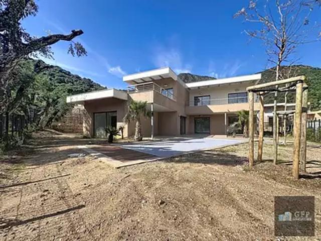 Maison vente à Arrondissement de Toulon, Le Lavandou