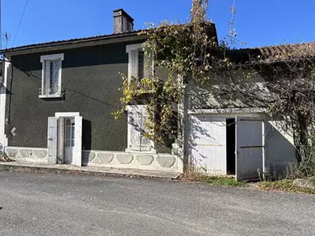 Maison vente à Confolens, Le Lindois