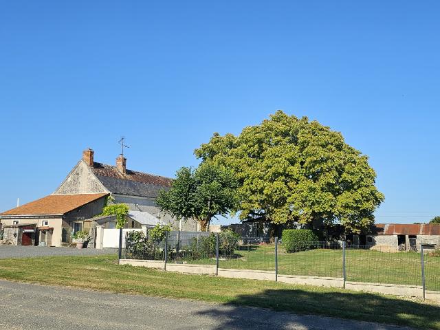 Maison vente à Loches, Le Louroux