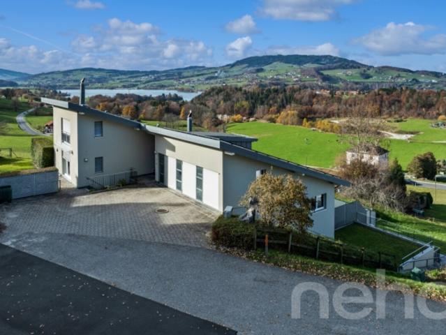 Mehrfamilienhaus kaufen in La Roche, Freiburg