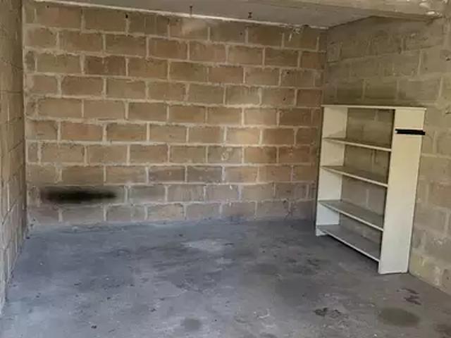 Garage vente à Saint-Nicolas - République, Le Mans