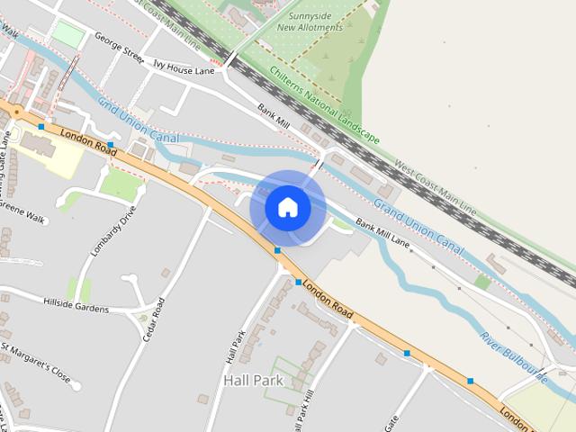 Apartment for rent in Hall Park, Pouchen End
