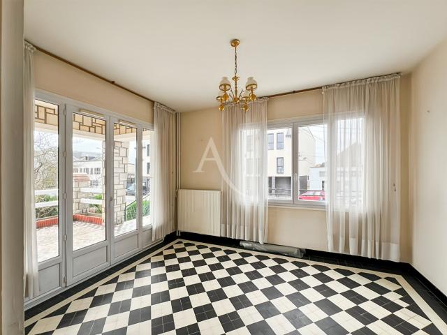 Maison vente à Rouen, Le Mesnil-esnard
