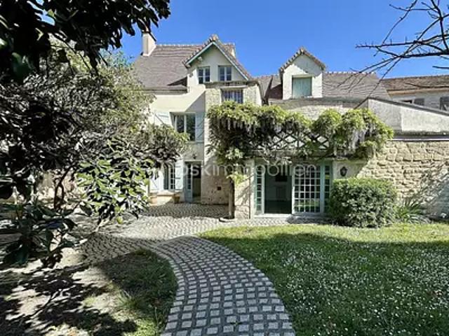 Maison vente à Saint-Germain-en-Laye, Le Mesnil-le-roi