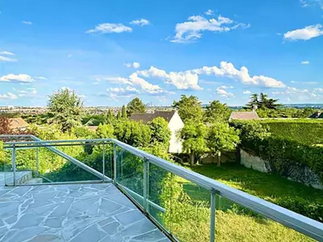 Maison vente à Saint-Germain-en-Laye, Le Mesnil-le-roi