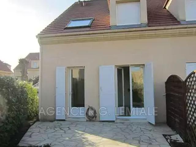 Maison location à Saint-Germain-en-Laye, Le Mesnil-le-roi