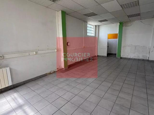 Bureau vente à Rambouillet, Le Mesnil-saint-denis