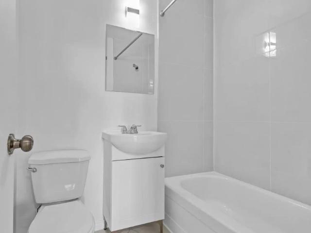 Apartment for rent in Saint-Léonard, Montréal
