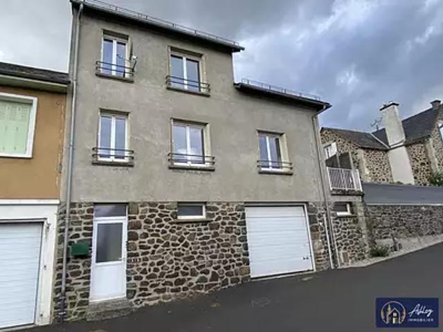 Maison vente à Mauriac, Le Monteil