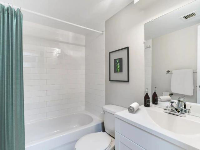 Apartment for rent in Côte-Saint-Luc, Montréal (région administrative)