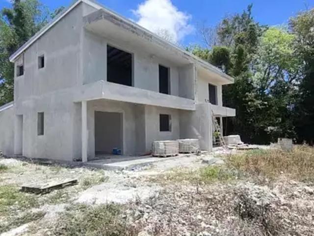 Maison vente à Sergent, Le Moule