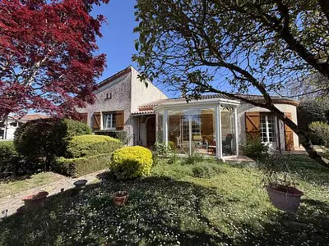 Maison vente à Agen, Le Passage
