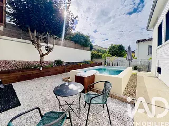 Maison vente à Agen, Le Passage