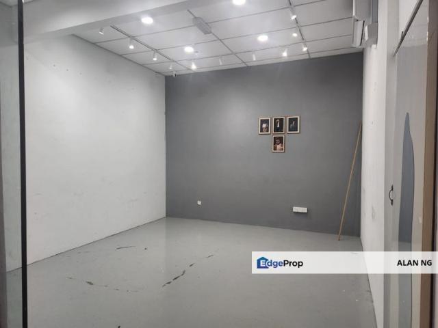 Shop for rent in Petaling, Damansara Damai