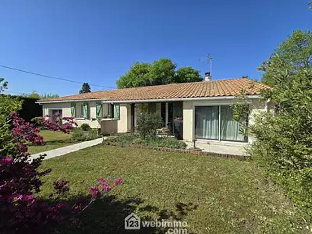 Maison vente à Bordeaux, Le Pian-médoc