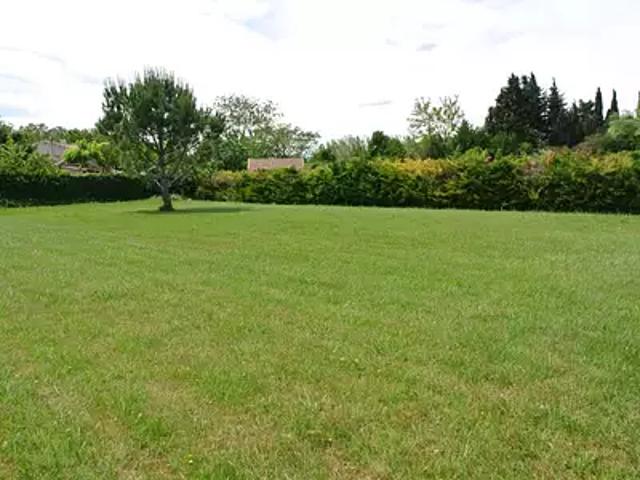 Terrain vente à France métropolitaine, Le Pian-médoc