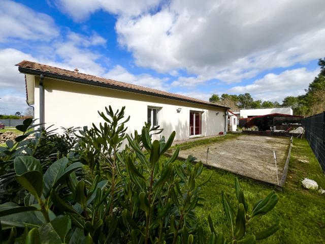 Maison vente à Bordeaux, Le Pian-médoc