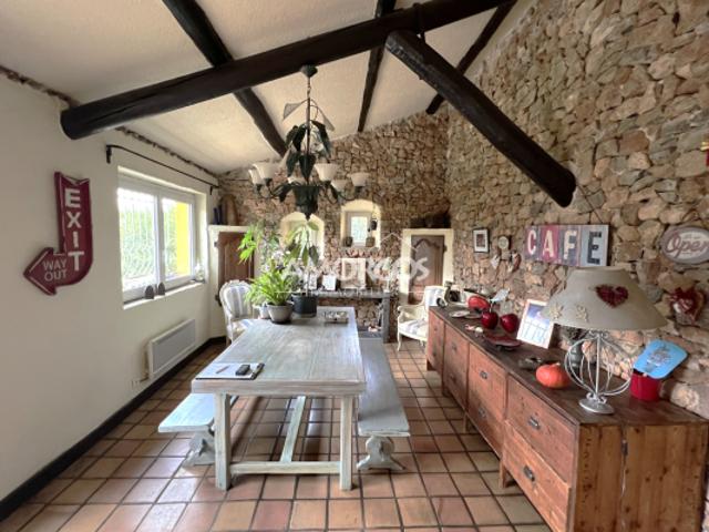 Maison vente à Arrondissement de Toulon, Le Castellet
