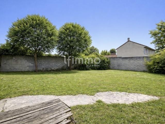 Terrain vente à Créteil, Le Plessis-trévise