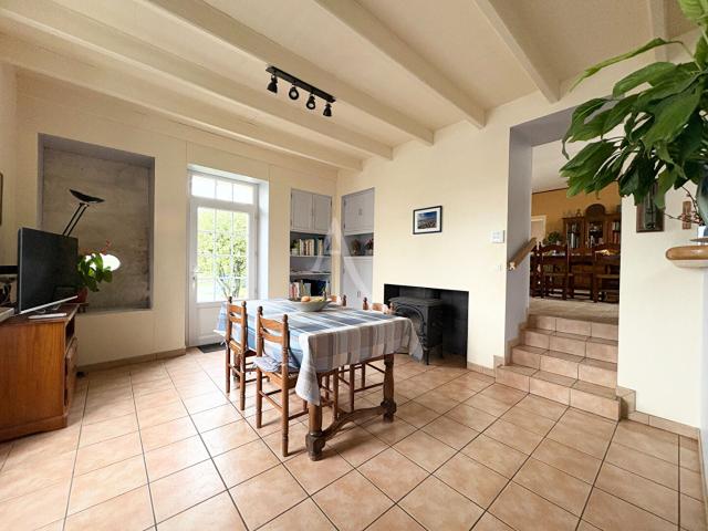 Maison vente à Fontenay-le-Comte, Le Poiré-sur-velluire