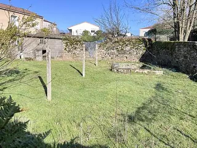 Maison vente à La Roche-sur-Yon, Le Poiré-sur-vie