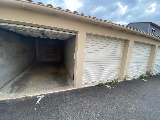 Garage location à Avignon, Le Pontet